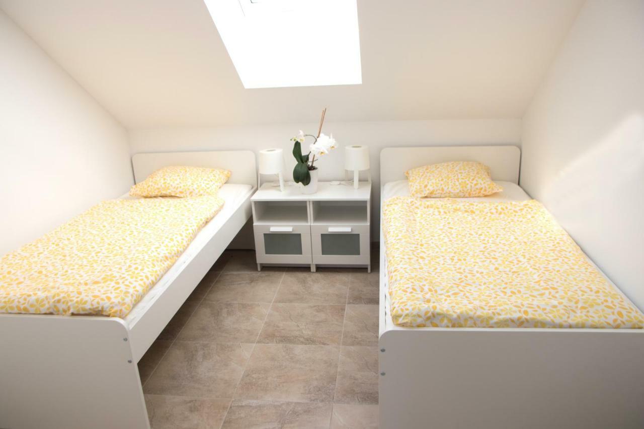 Zleby Apartman U Fuxu מראה חיצוני תמונה